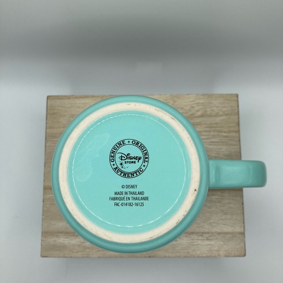 Disney Mickey Mouse and Minnie Mouse Mug - Picture 7 of 10